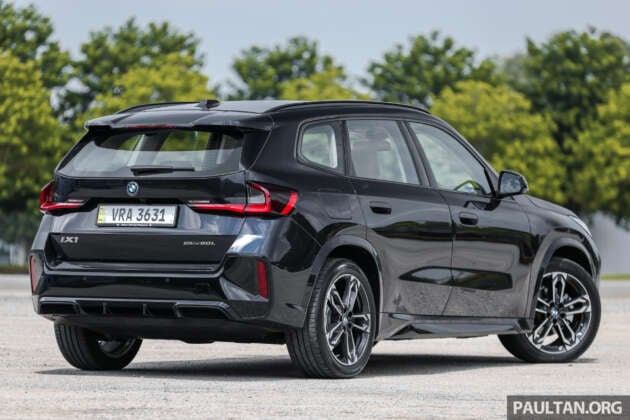 2026 BMW iX1 eDrive20L M Sport 在马来西亚 – LWB EV 画廊,WLTP 续航里程达 433 公里,售价从 RM252,800 起