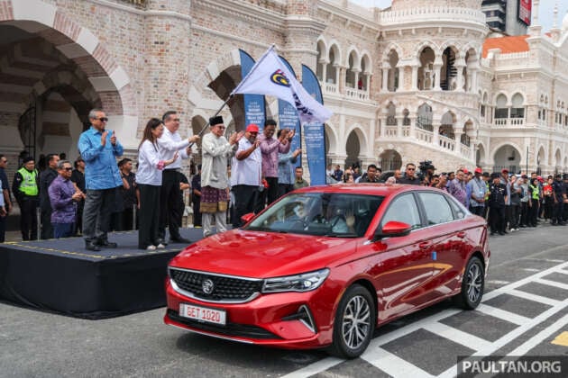 Teksi Madani launched – red Proton S70 turbo, no livery, without taxi topper, excise/sales tax exempt