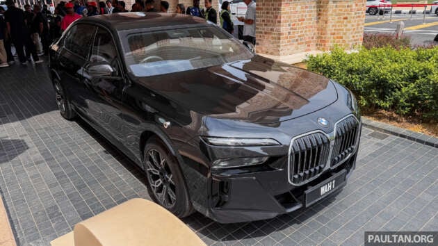 PM department says Anwar’s BMW 7 Series Protection is temporary; Merc S580e fr Agong under maintenance