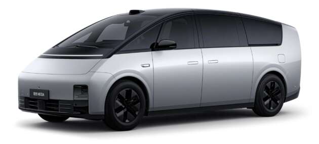 Li Auto finally going right-hand drive – Mega RHD in Hong Kong, Singapore by end-2026; Malaysia next?