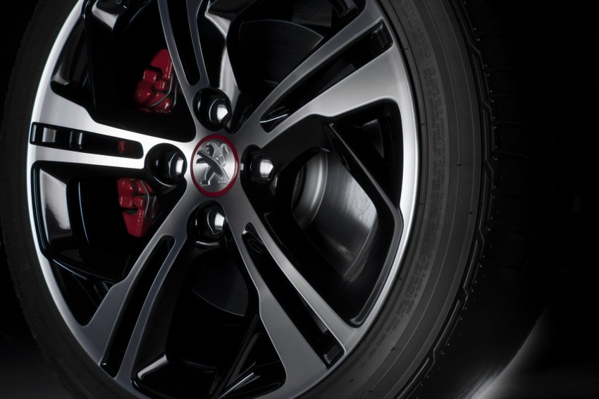 Peugeot 208 GTi: production model pictures released, on sale in the UK next spring 128697