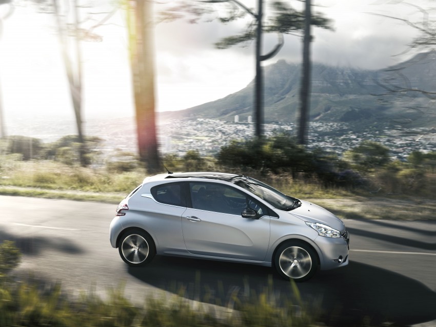 Peugeot 208 introduces new 3-cylinder petrol engines 83062