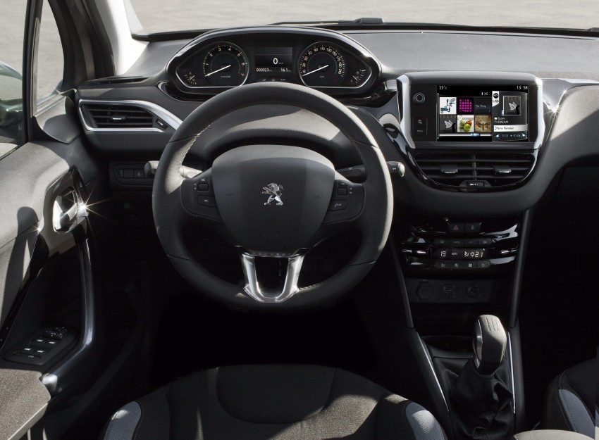 Peugeot 208 introduces new 3-cylinder petrol engines 83064