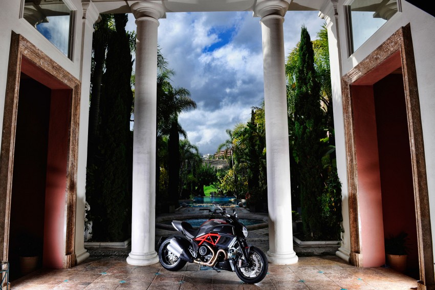 Ducati Malaysia introduces the Diavel and Monster Art 118090