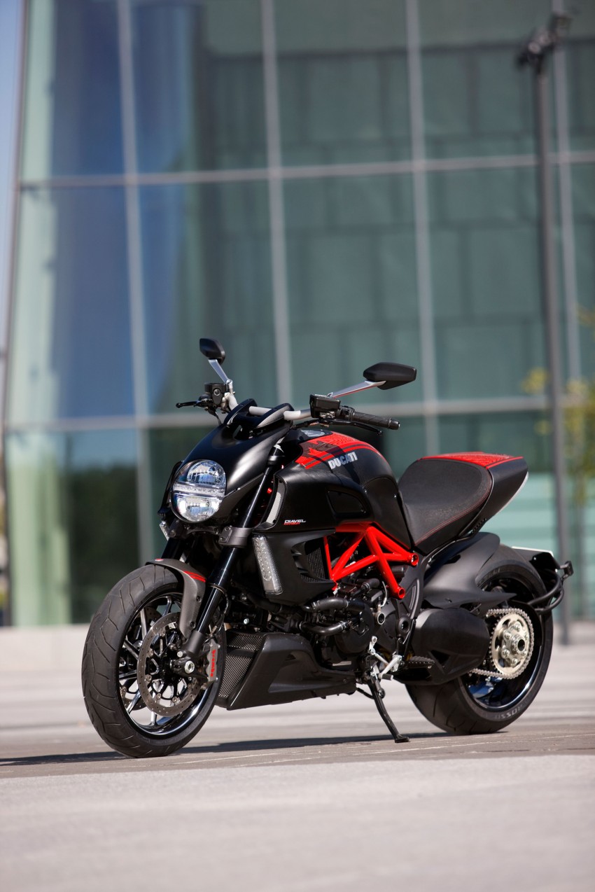 Ducati Malaysia introduces the Diavel and Monster Art 118093