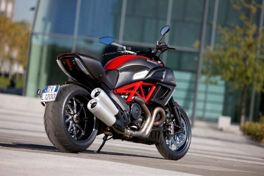 Ducati Malaysia introduces the Diavel and Monster Art 118094