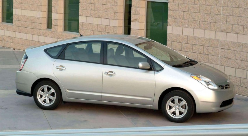Toyota recalls 2.7m cars due to steering, water pump issues – 2 units of 2nd gen Prius in Malaysia involved 141452