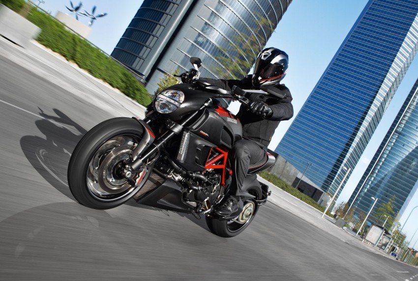 Ducati Malaysia introduces the Diavel and Monster Art 118111