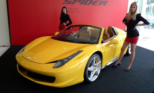 Ferrari 458 Spider launched – pricing starts from RM1.9 mil