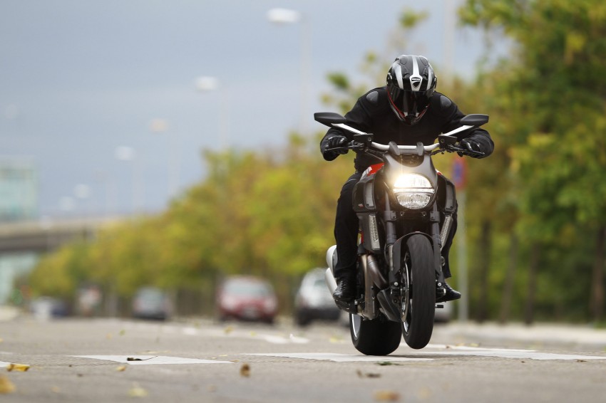 Ducati Malaysia introduces the Diavel and Monster Art 118113