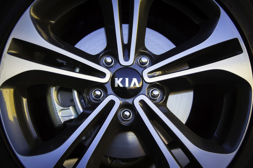 Kia Forte YD: USDM car debuts in LA, more details 143347