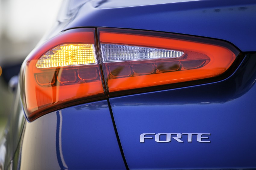 Kia Forte YD: USDM car debuts in LA, more details 143352