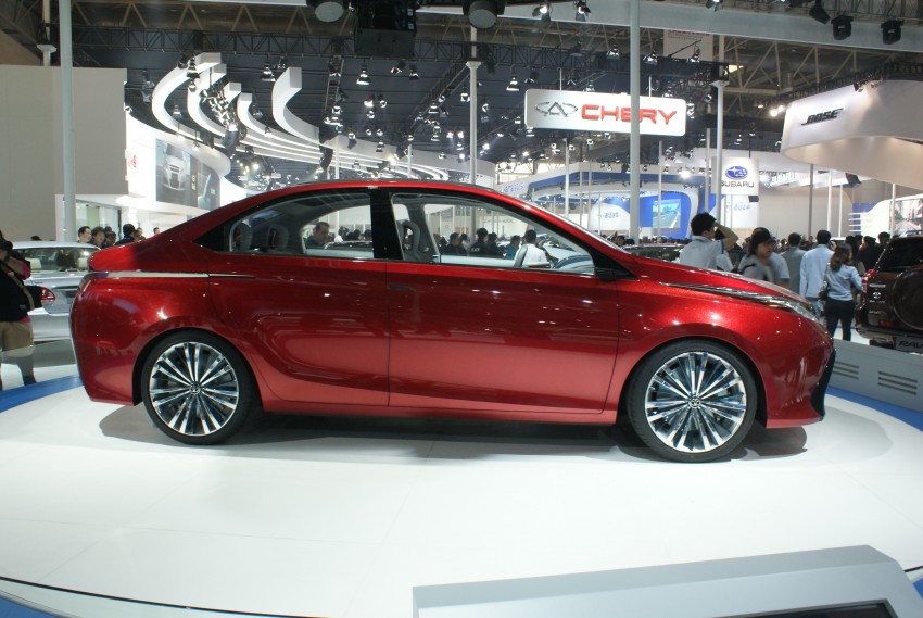 Toyota Yundong Shuangqing Hybrid and Dear Qin sedan and hatch concepts make their mark in Beijing 103261