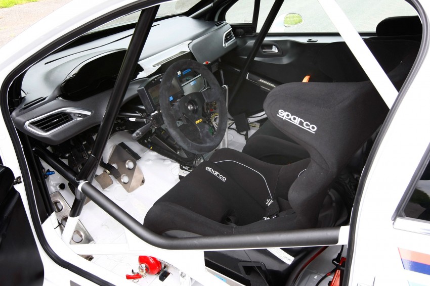 Peugeot 208 R2 Rally Car – a race-ready car you can buy 104958
