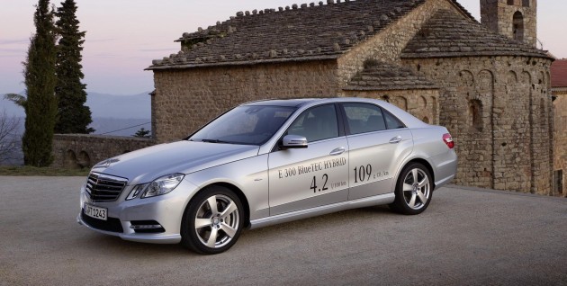 Merc E300 BlueTEC Hybrid – UK prices and specs out