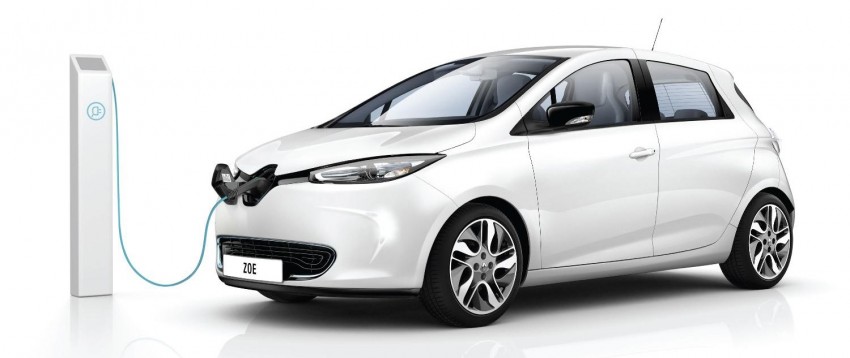 First Renault ZOE delivered to French minister 146561