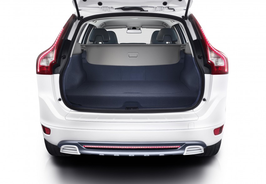Volvo XC60 Plug-in Hybrid Concept to debut in Detroit 82242