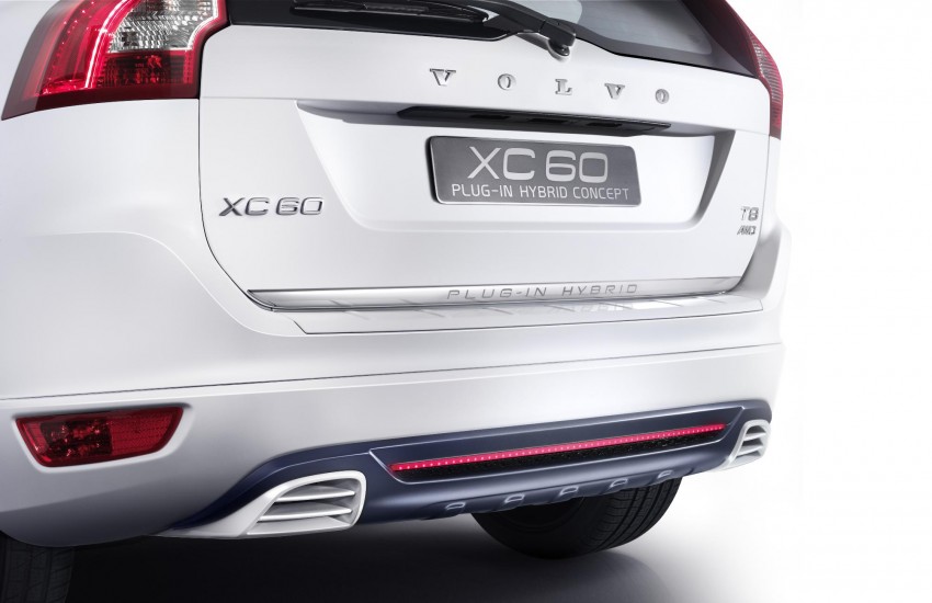 Volvo XC60 Plug-in Hybrid Concept to debut in Detroit 82235