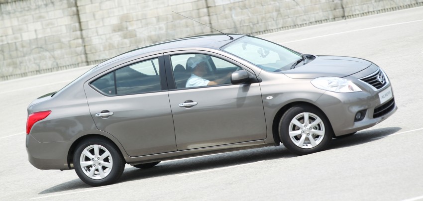 Nissan Almera previewed: a short drive on a test track 128979