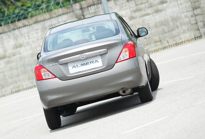 Nissan Almera previewed: a short drive on a test track 128980