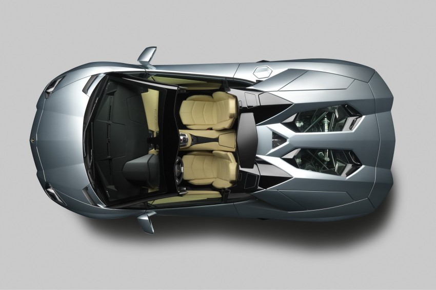 Lamborghini Aventador LP700-4 Roadster – CF roof 141596