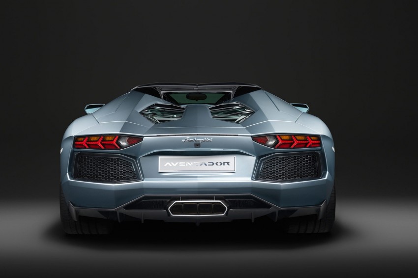 Lamborghini Aventador LP700-4 Roadster previewed in Malaysia – 18 months wait list, from RM3 million 142125