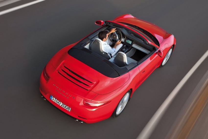 New Porsche 911 Cabriolet gets magnesium frame soft top 77801