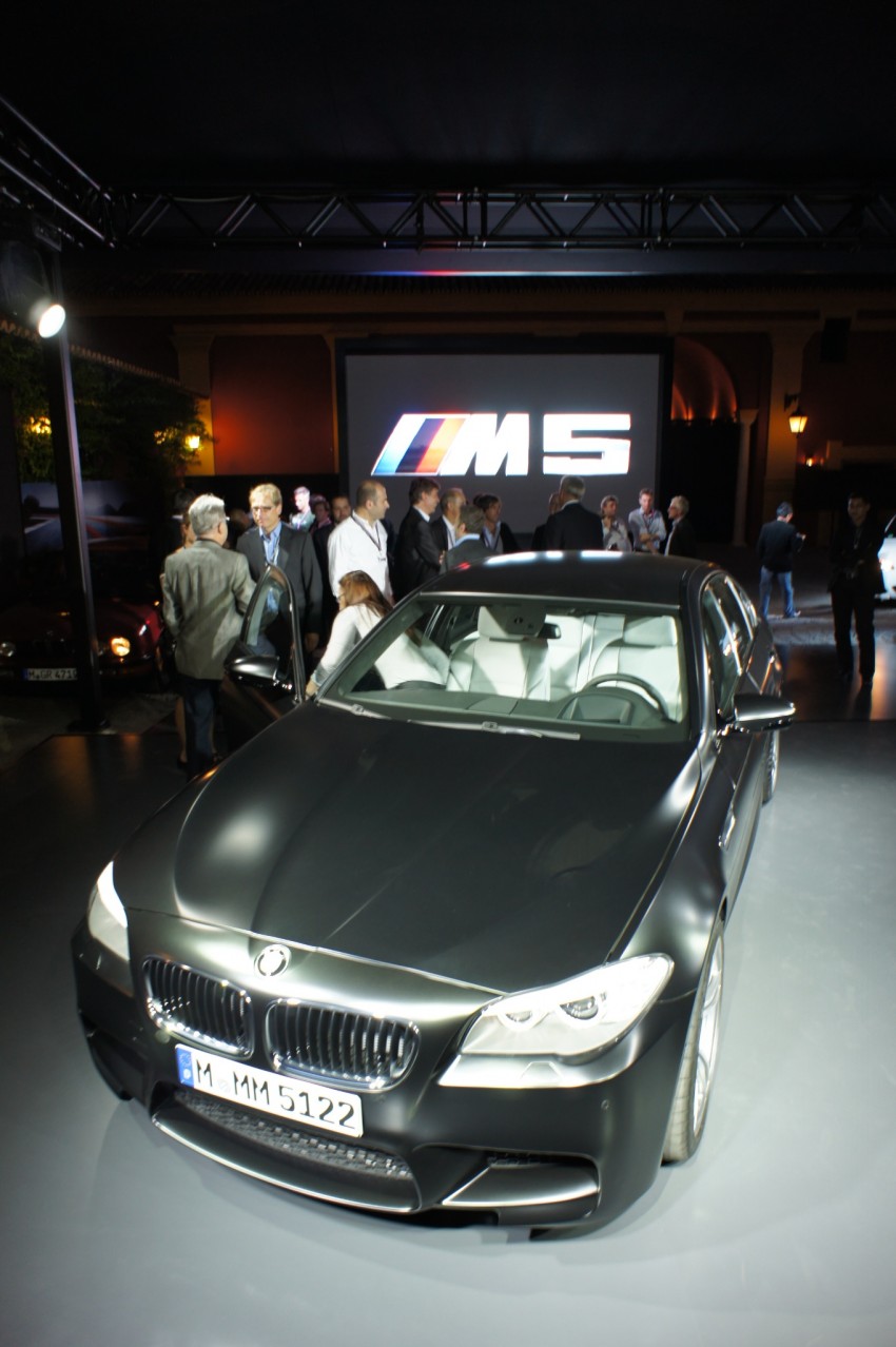 F10 BMW M5 showcased in Frozen Black matte paintjob 71965