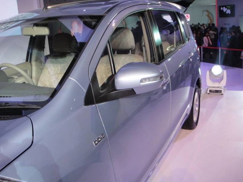 Maruti Suzuki Ertiga MPV debuts at Delhi Auto Expo 2012 82794
