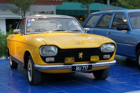 Classic Peugeot display at Peugeot 3008 Launch