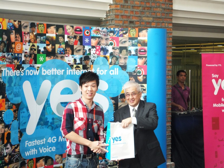 Engineer wins nation’s first 4G internet car, courtesy of Yes and Proton’s Facebook contest 125378