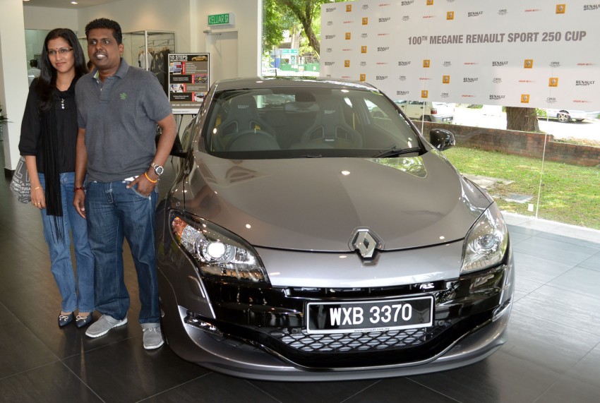 TC Euro Cars delivers 100th Renault Megane RS 118680
