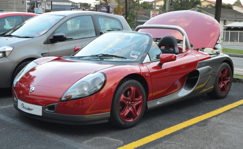 GALLERY: Rare Renault Sport Spider spotted in town 152280