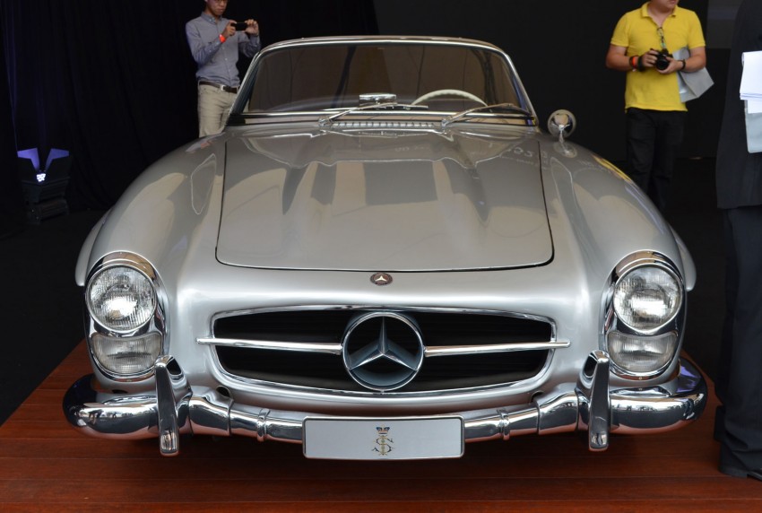 GALLERY: Five generations of the Mercedes-Benz SL 140466