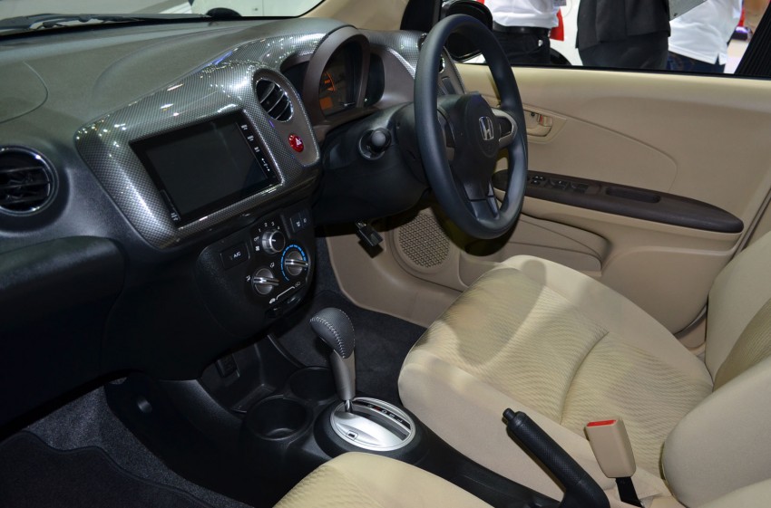 GALLERY: Honda Brio Amaze with Modulo add-ons 143854