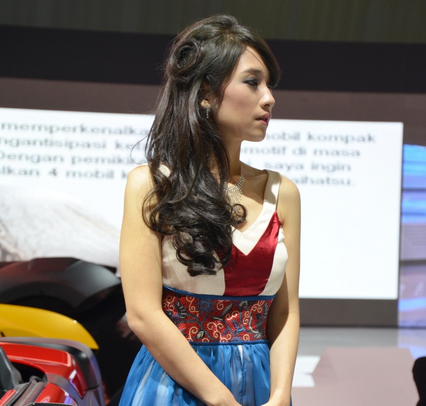 IIMS 2012 – the ladies from Jakarta, Part One 132837