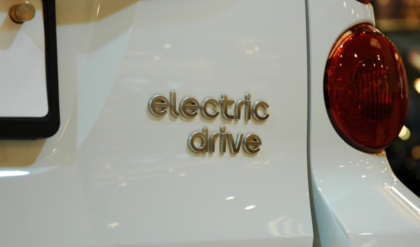 smart fortwo electric drive on display at 1 Utama 74531