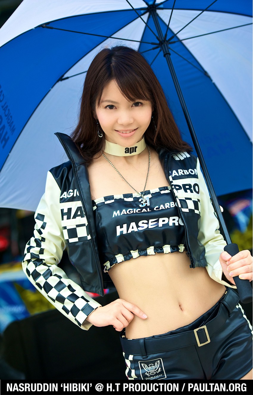 Super GT 2012 Rd 3: Of booth babes and race queens 112172