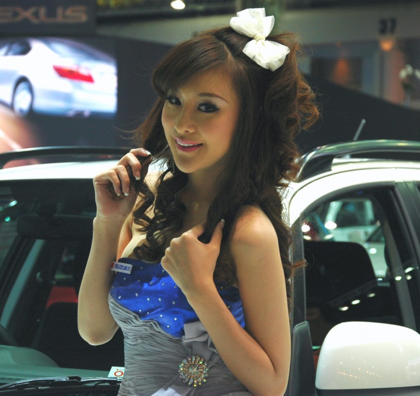 Bangkok Motor Show 2012 – the ladies say hello! 96533
