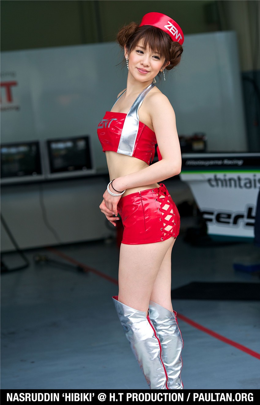 Super GT 2012 Rd 3: Of booth babes and race queens 112199