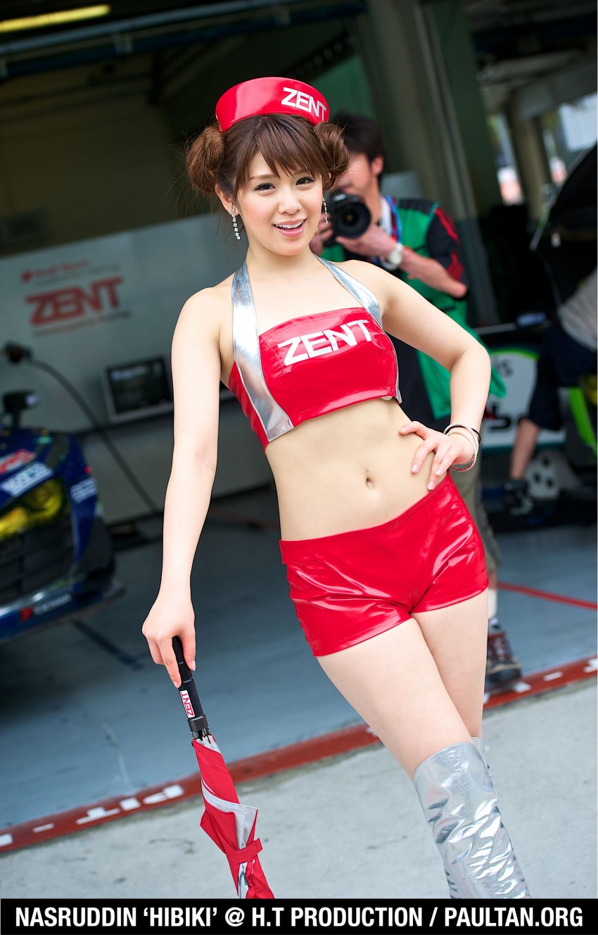 Super GT 2012 Rd 3: Of booth babes and race queens 112200