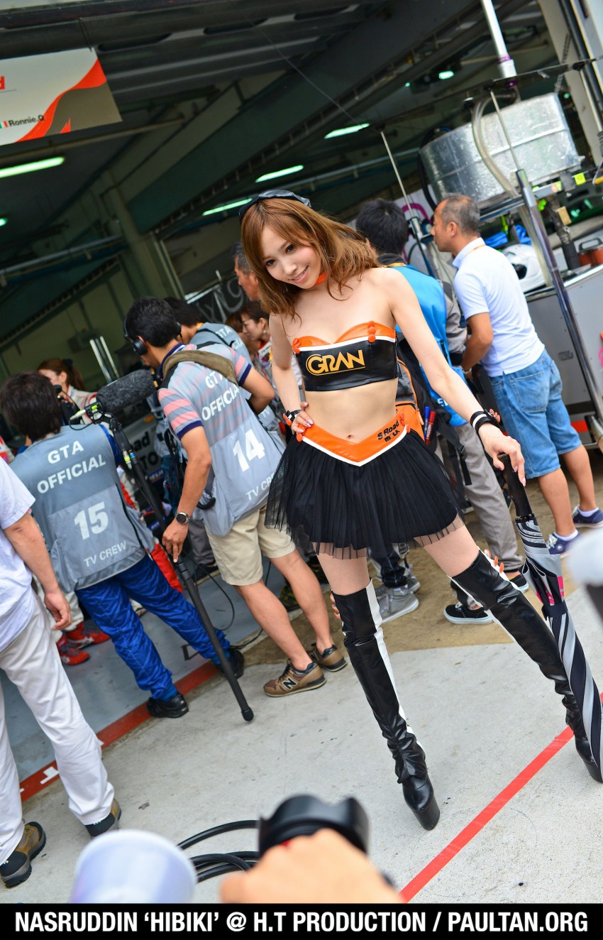 Super GT 2012 Rd 3: Of booth babes and race queens 112210