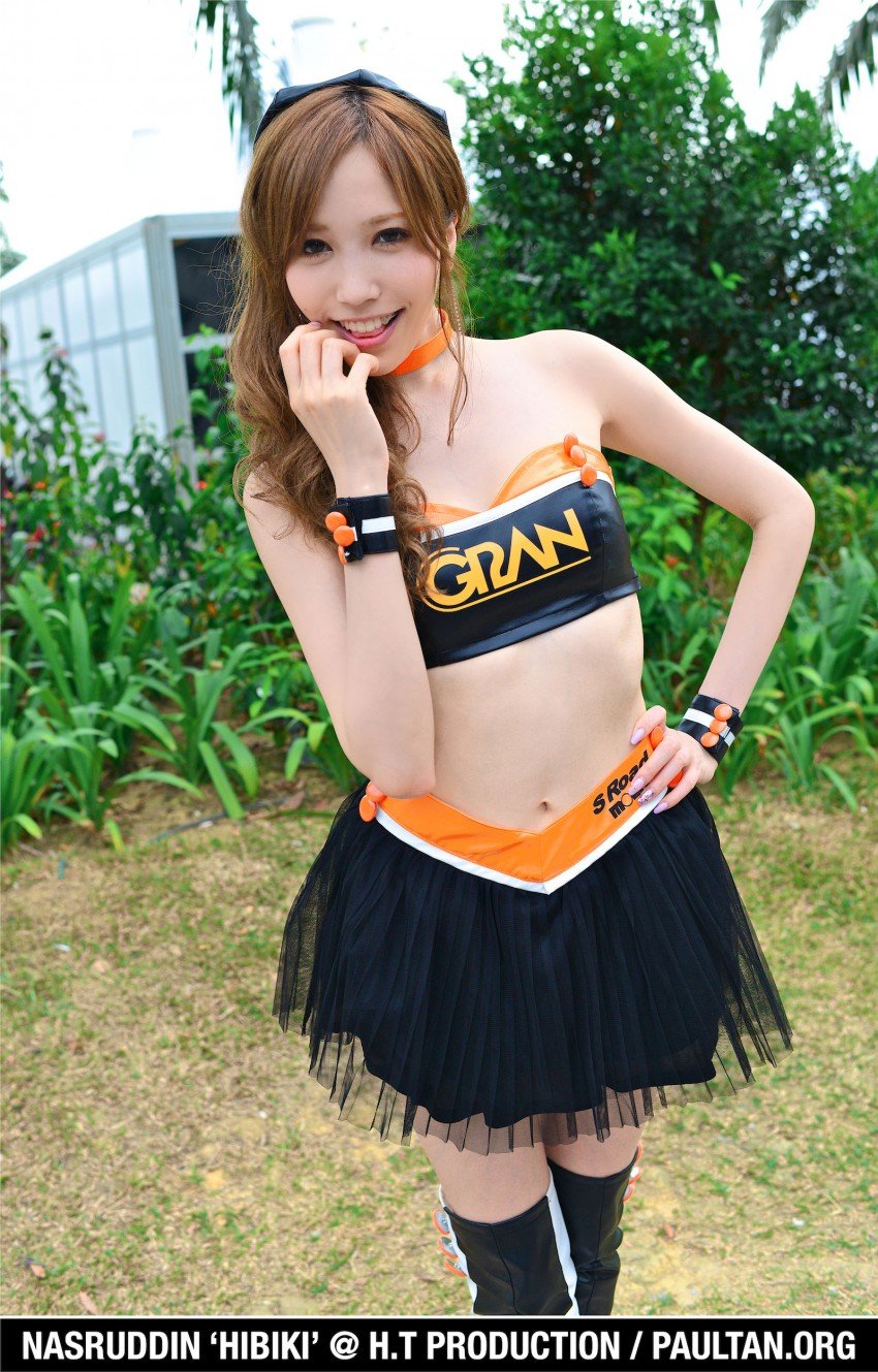 Super GT 2012 Rd 3: Of booth babes and race queens 112216