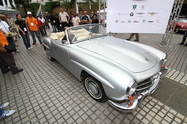 1965 MGB wins Best of Show at Asia Klasika 2012