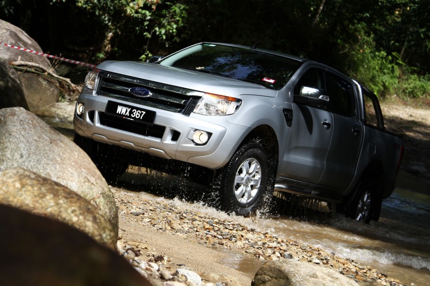 TESTED: Ford Ranger XLT 2.2 Manual driven in all jungles – the concrete one and the green-muddy one 116841