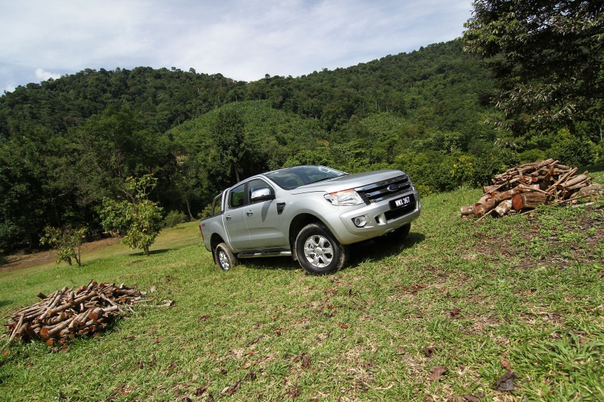TESTED: Ford Ranger XLT 2.2 Manual driven in all jungles – the concrete one and the green-muddy one 116851