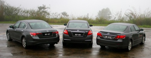 The Japanese D-segment trinity shootout: Honda Accord vs Nissan Teana vs Toyota Camry