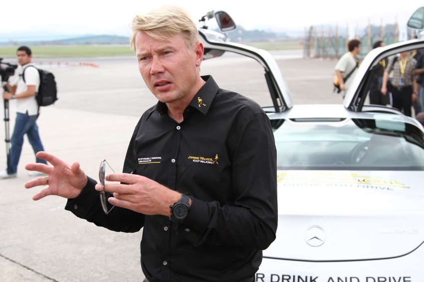 Power is nothing without control: Mika Hakkinen performs stunts at ‘Join the Pact’ event 123164