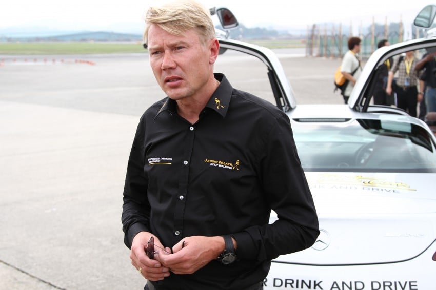 Power is nothing without control: Mika Hakkinen performs stunts at ‘Join the Pact’ event 123165