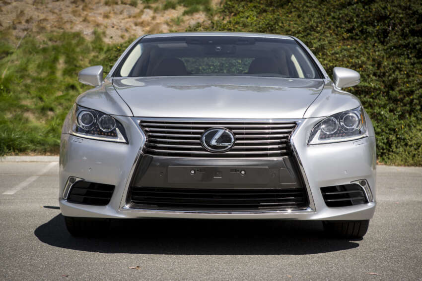 2013 Lexus LS flagship luxury sedan arrives – we speak to Chief Engineer Hideki Watanabe 137224